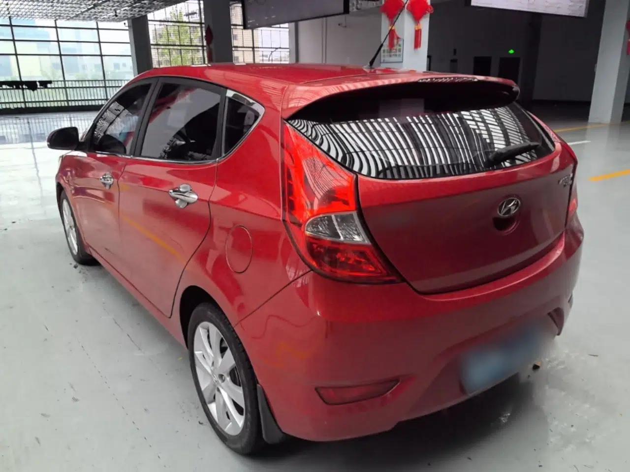 Hyundai Verna Ray 2014 1.6L Automatic TOP — миниатюра 4