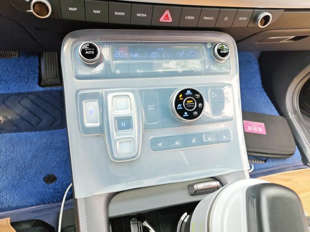 Hyundai Palisade 2023 3.5L Automatic All-Wheel Drive Calligraphy — миниатюра 15