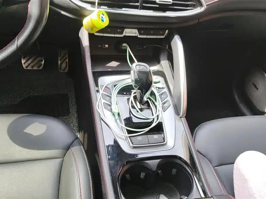 MG Pilot New Energy 2021 Trophy Series 1.5T Hybrid Trophy Premium Edition — миниатюра 16