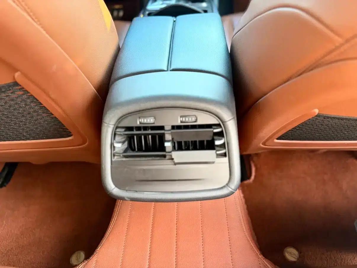 2014 Ghibli 3.0T Standard Edition — миниатюра 19