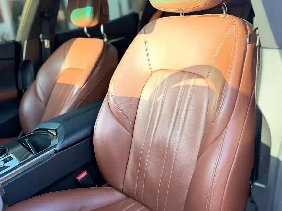 2014 Ghibli 3.0T Standard Edition — миниатюра 6