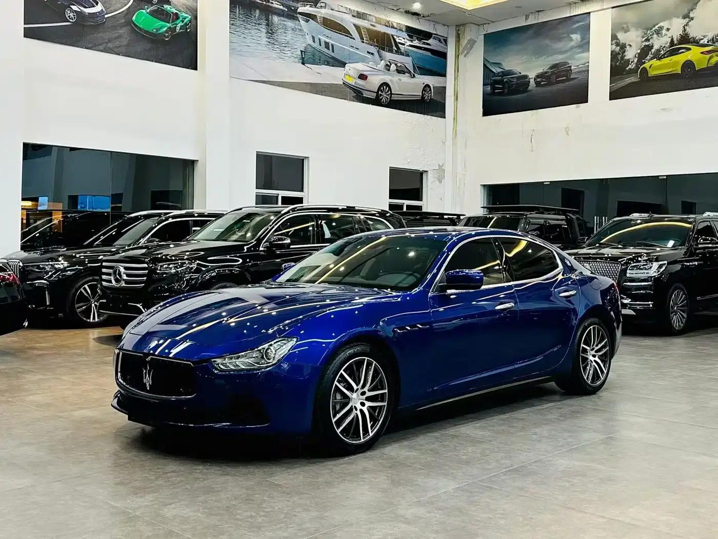 2014 Ghibli 3.0T Standard Edition — миниатюра 1