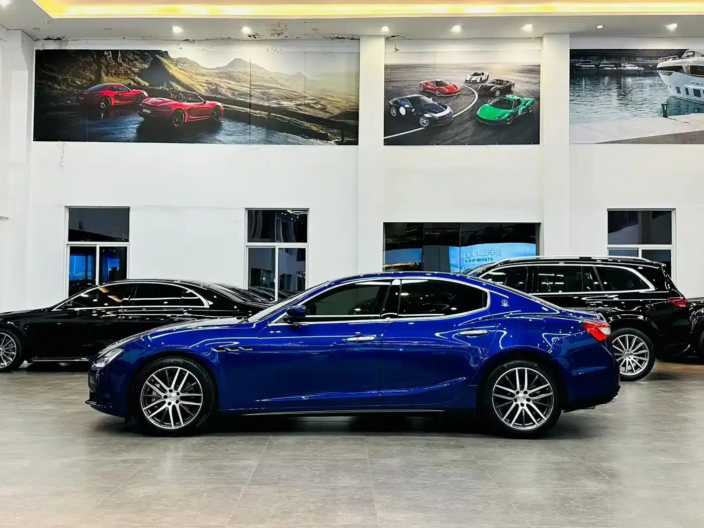 2014 Ghibli 3.0T Standard Edition — миниатюра 3