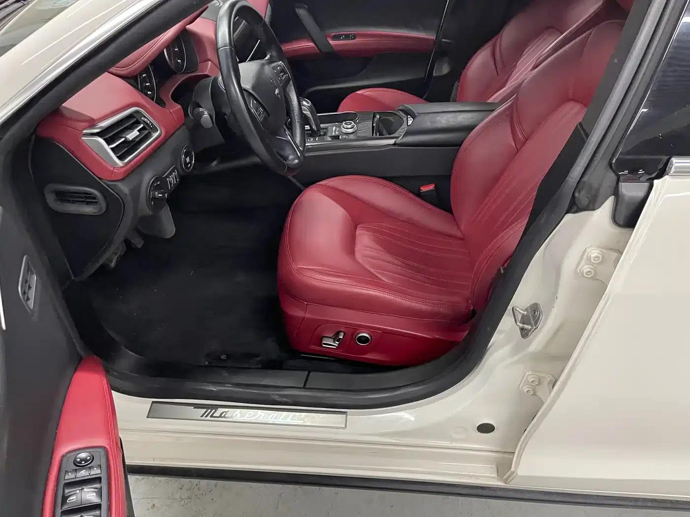 2021 Ghibli 2.0T Edge Edition — миниатюра 5