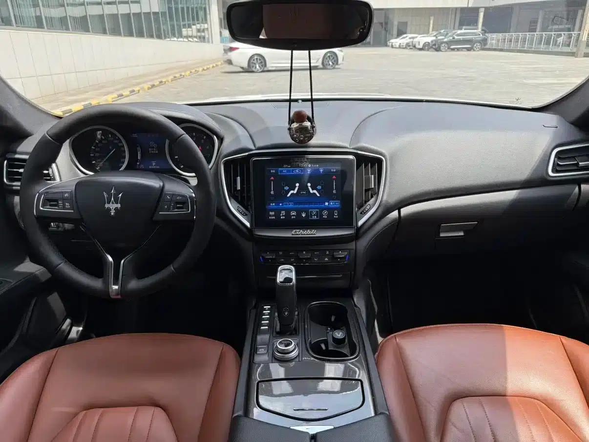 2019 Ghibli 3.0T Standard Edition (China VI Emission Standard) — миниатюра 5