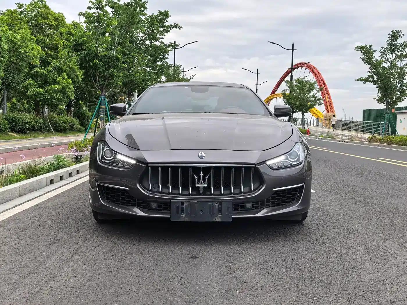 2021 Ghibli 2.0T Edge Edition — миниатюра 2