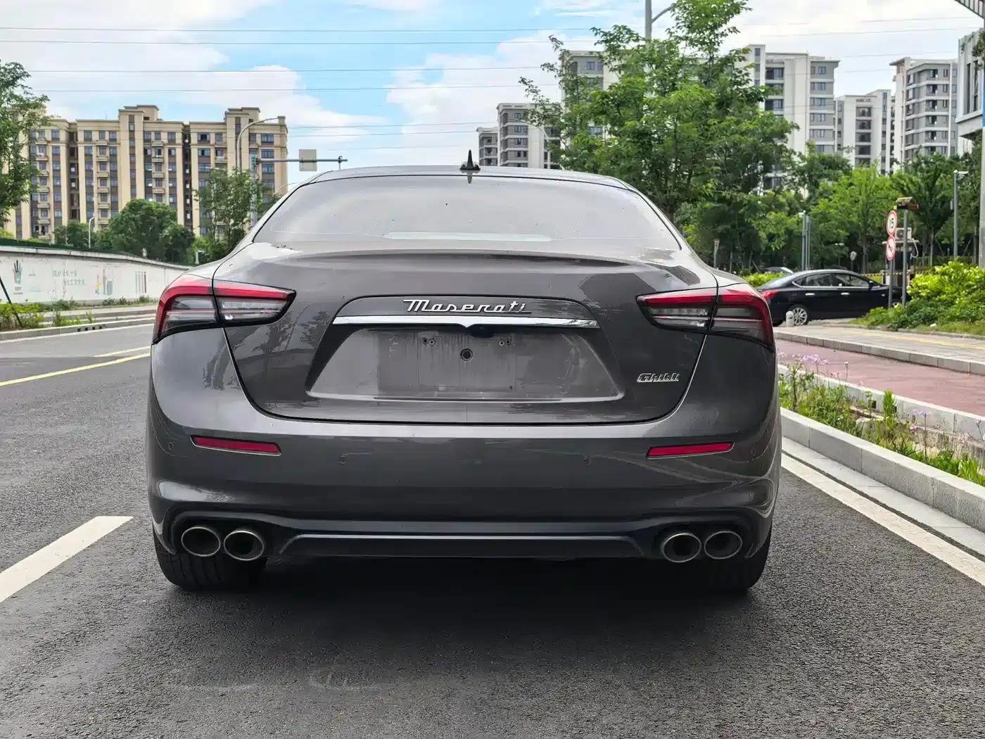 2021 Ghibli 2.0T Edge Edition — миниатюра 8