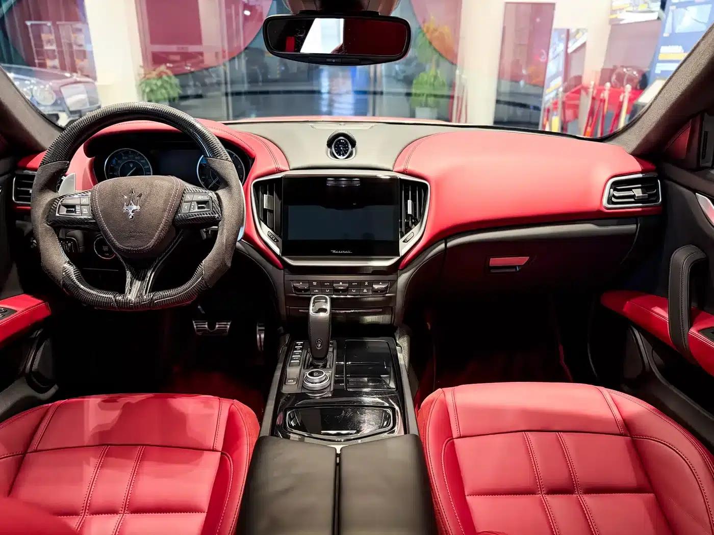 2023 Ghibli 3.0T Modena — миниатюра 5