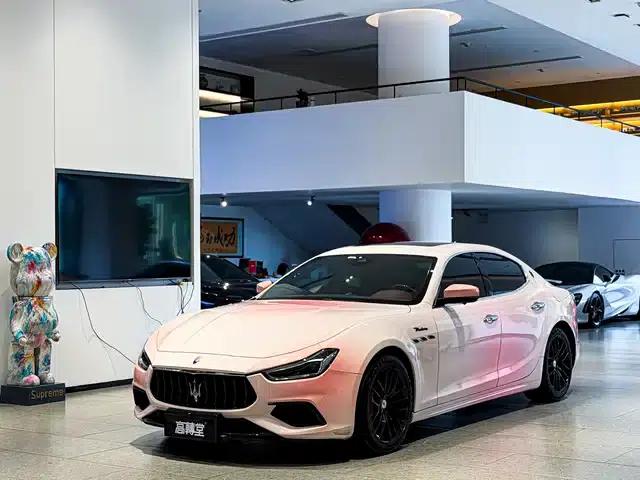 2023 Ghibli 3.0T Modena