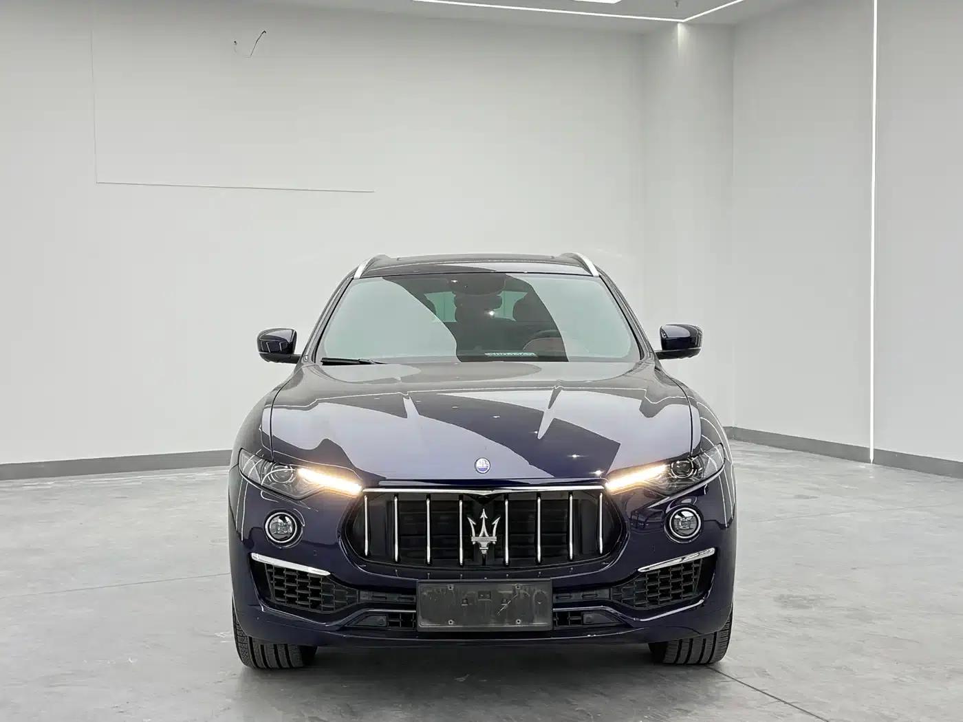 2019 Levante 3.0T Luxury Edition (China V Emission Standard) — миниатюра 2