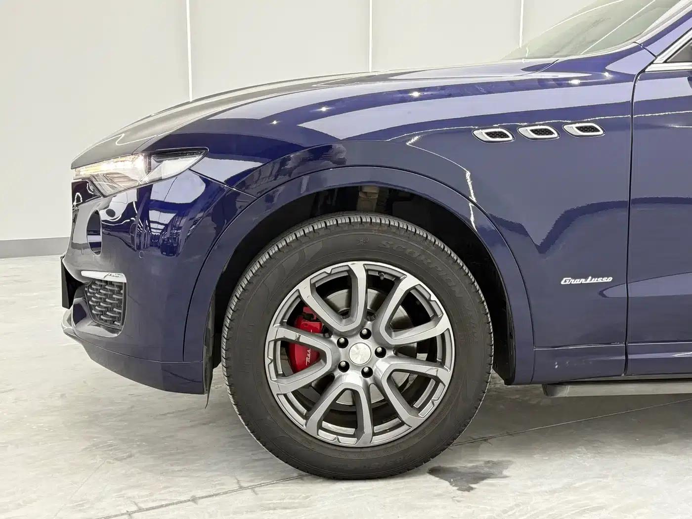 2019 Levante 3.0T Luxury Edition (China V Emission Standard) — миниатюра 4