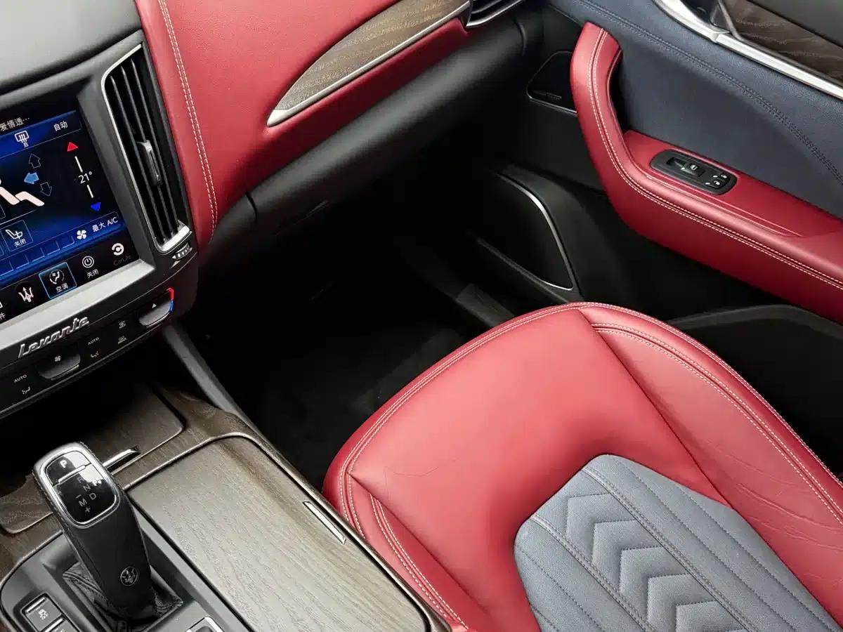 2019 Levante 3.0T Luxury Edition (China V Emission Standard) — миниатюра 7