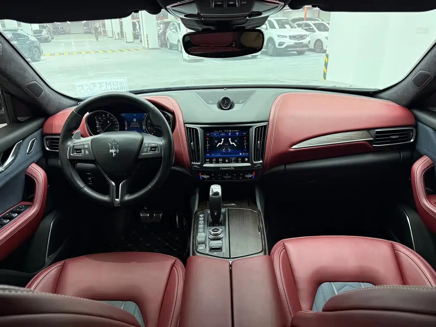 2019 Levante 3.0T Luxury Edition (China V Emission Standard) — миниатюра 9