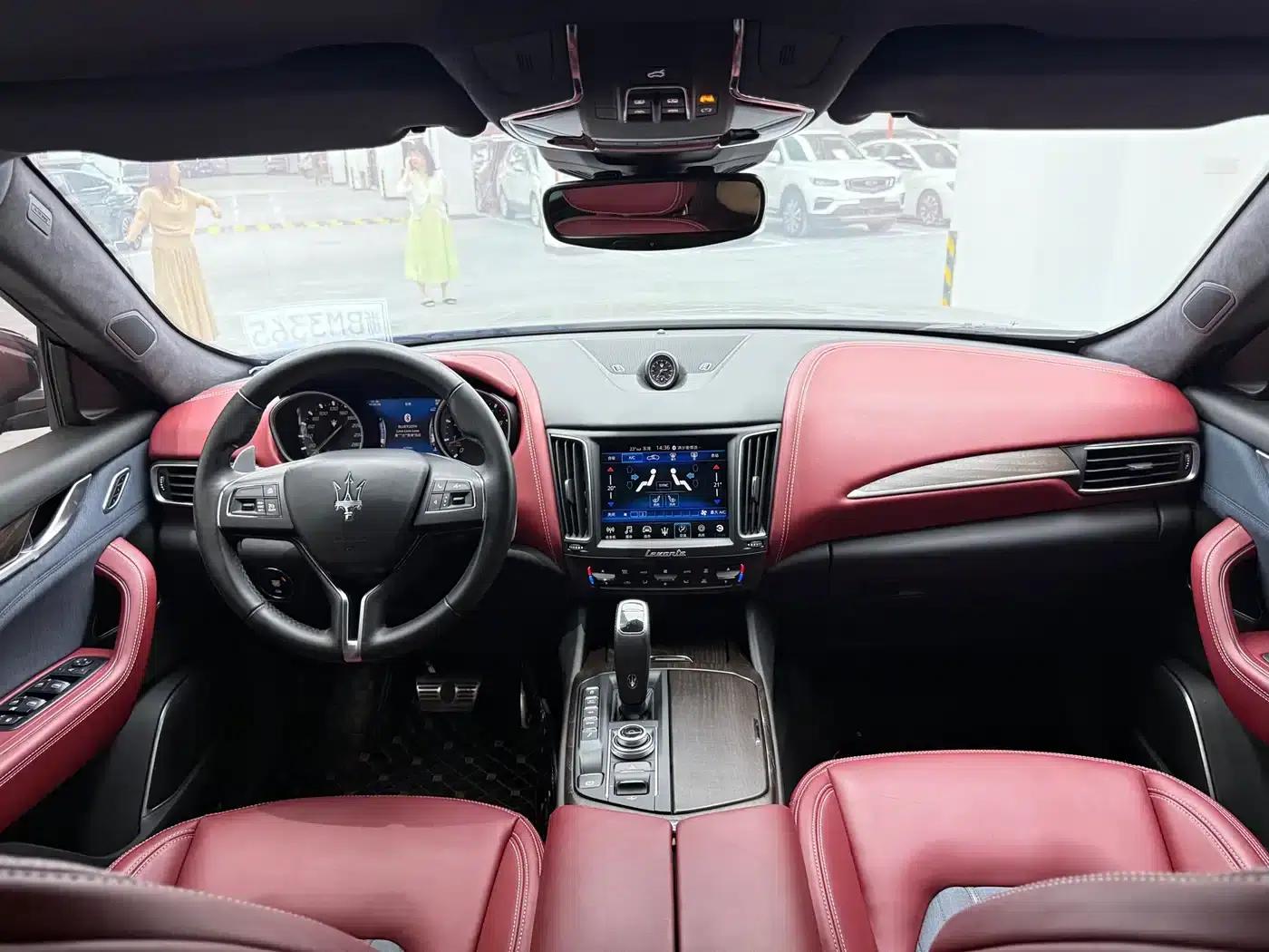 2019 Levante 3.0T Luxury Edition (China V Emission Standard) — миниатюра 10