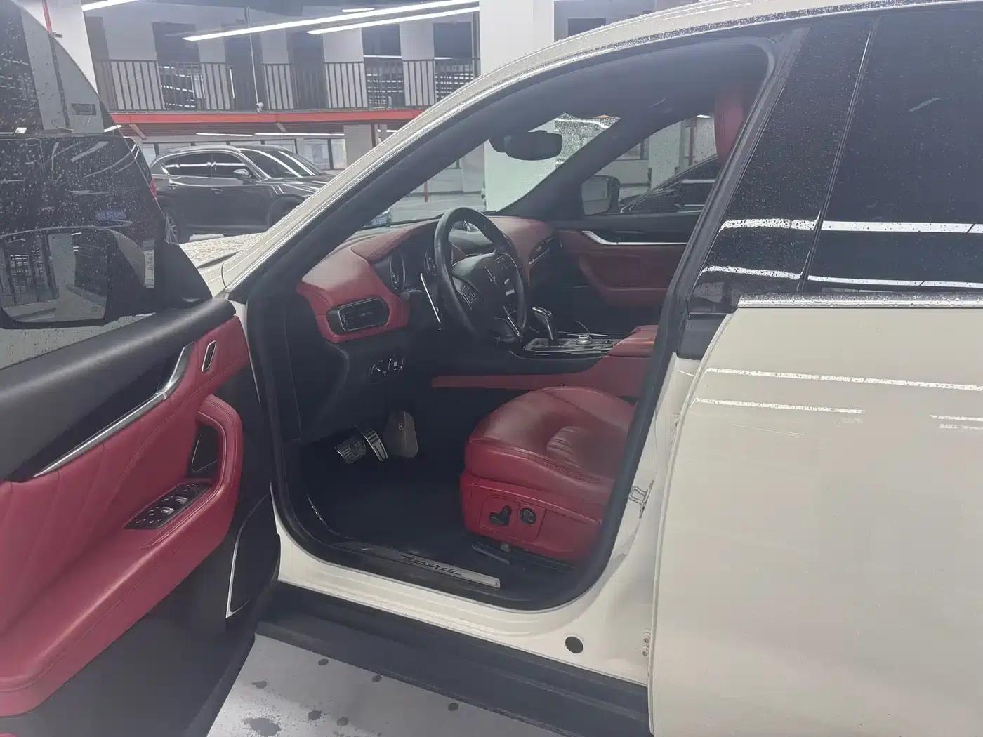 2019 Levante 3.0T Standard Edition (China V Emission Standard) — миниатюра 2
