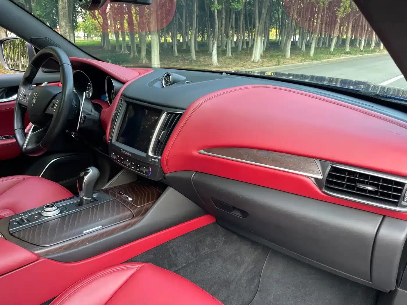 2016 Levante 3.0T Standard Edition — миниатюра 18