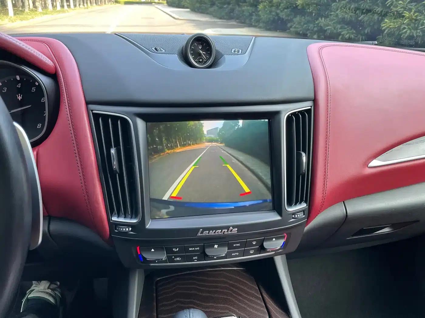 2016 Levante 3.0T Standard Edition — миниатюра 28