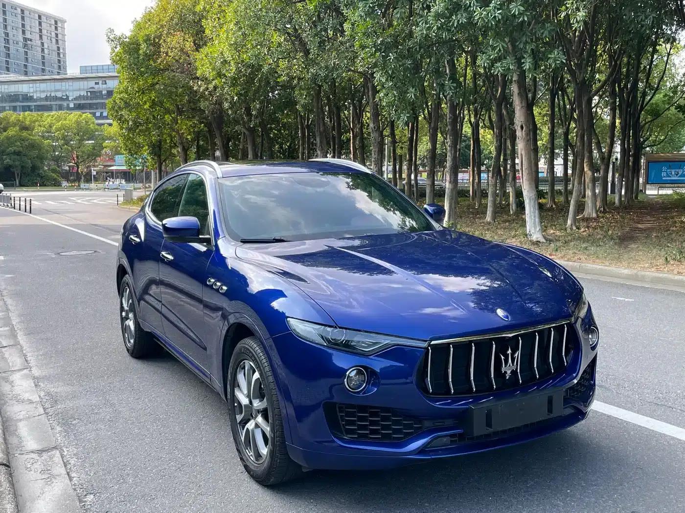 2016 Levante 3.0T Standard Edition — миниатюра 4