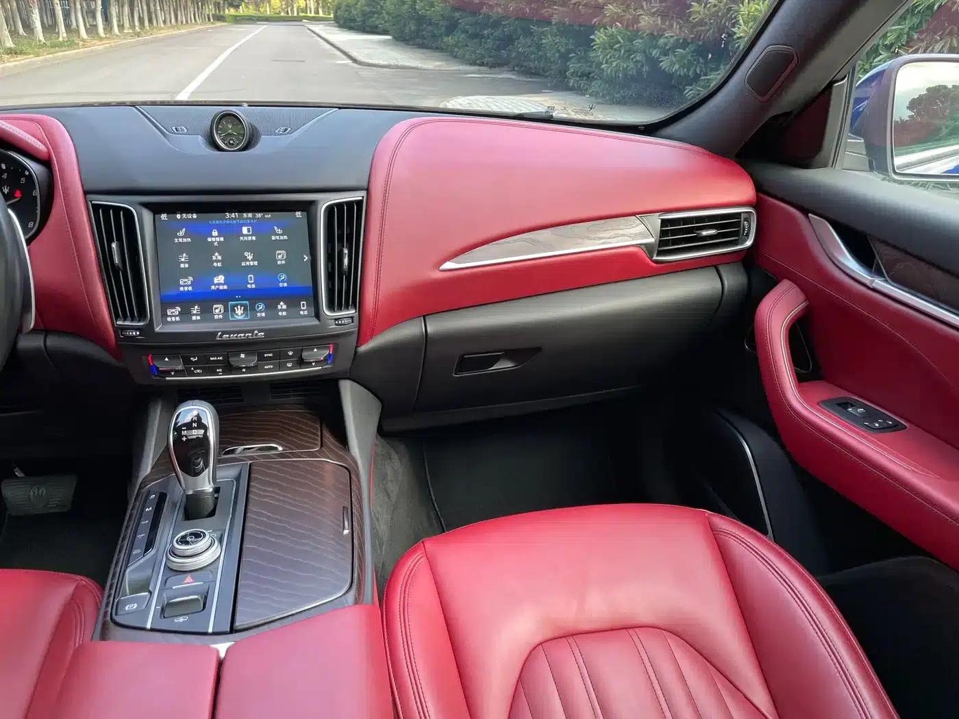 2016 Levante 3.0T Standard Edition — миниатюра 9