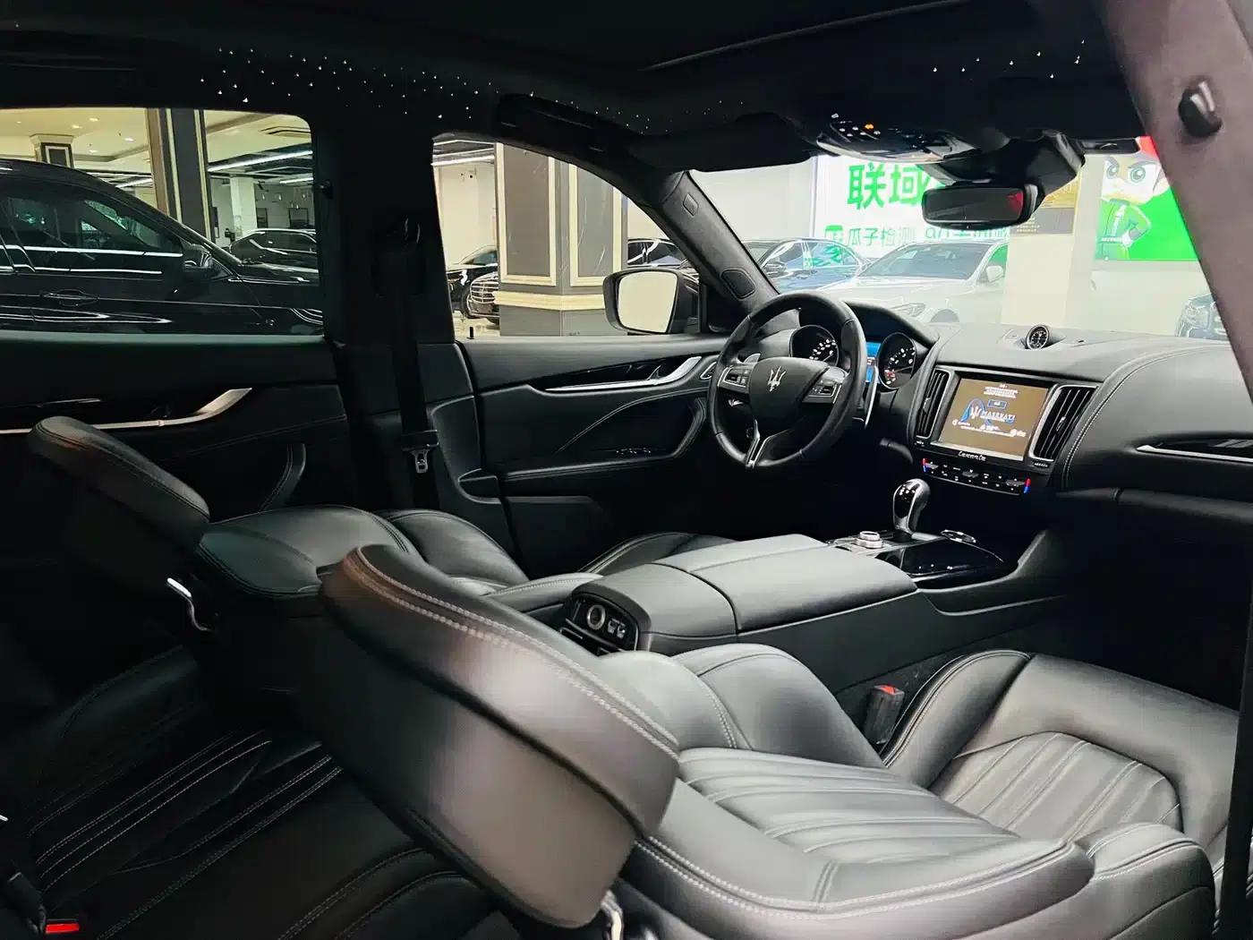 2016 Levante 3.0T Standard Edition — миниатюра 13