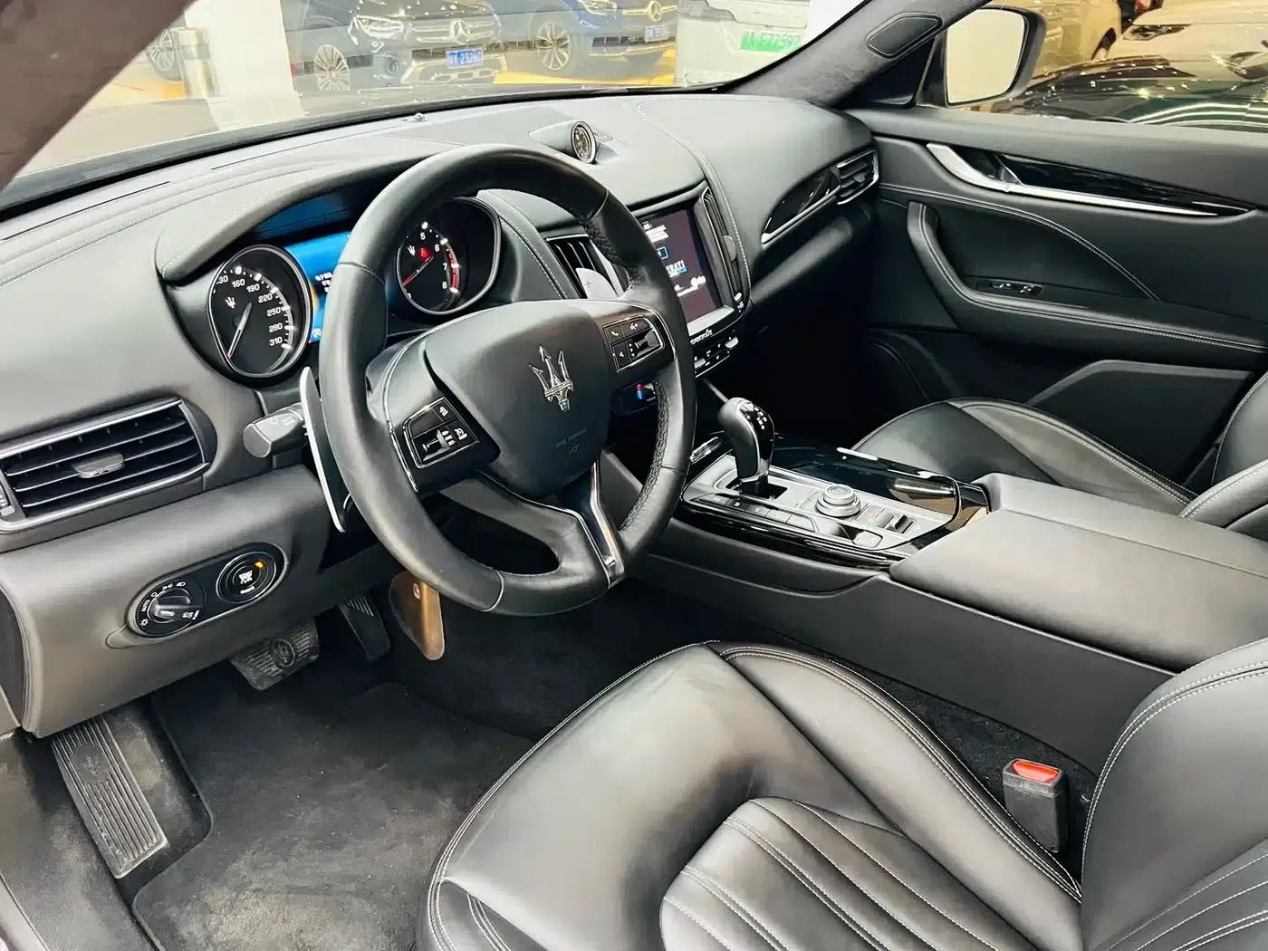 2016 Levante 3.0T Standard Edition — миниатюра 7