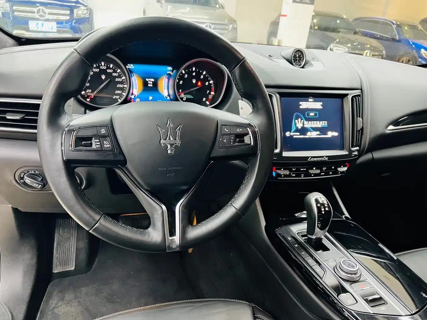 2016 Levante 3.0T Standard Edition — миниатюра 8