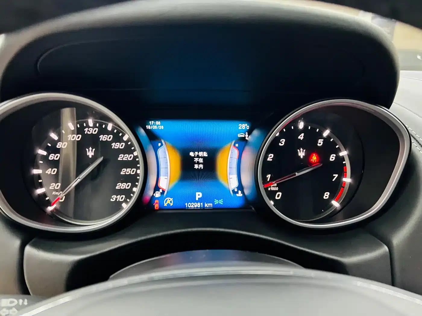 2016 Levante 3.0T Standard Edition — миниатюра 9