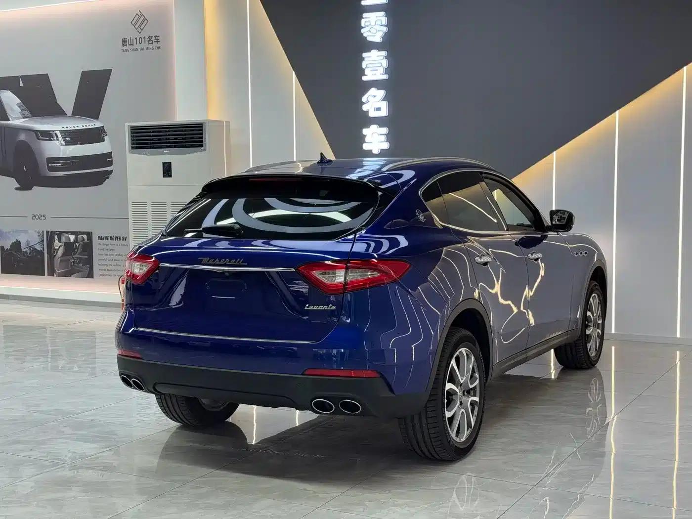2016 Levante 3.0T Standard Edition — миниатюра 3