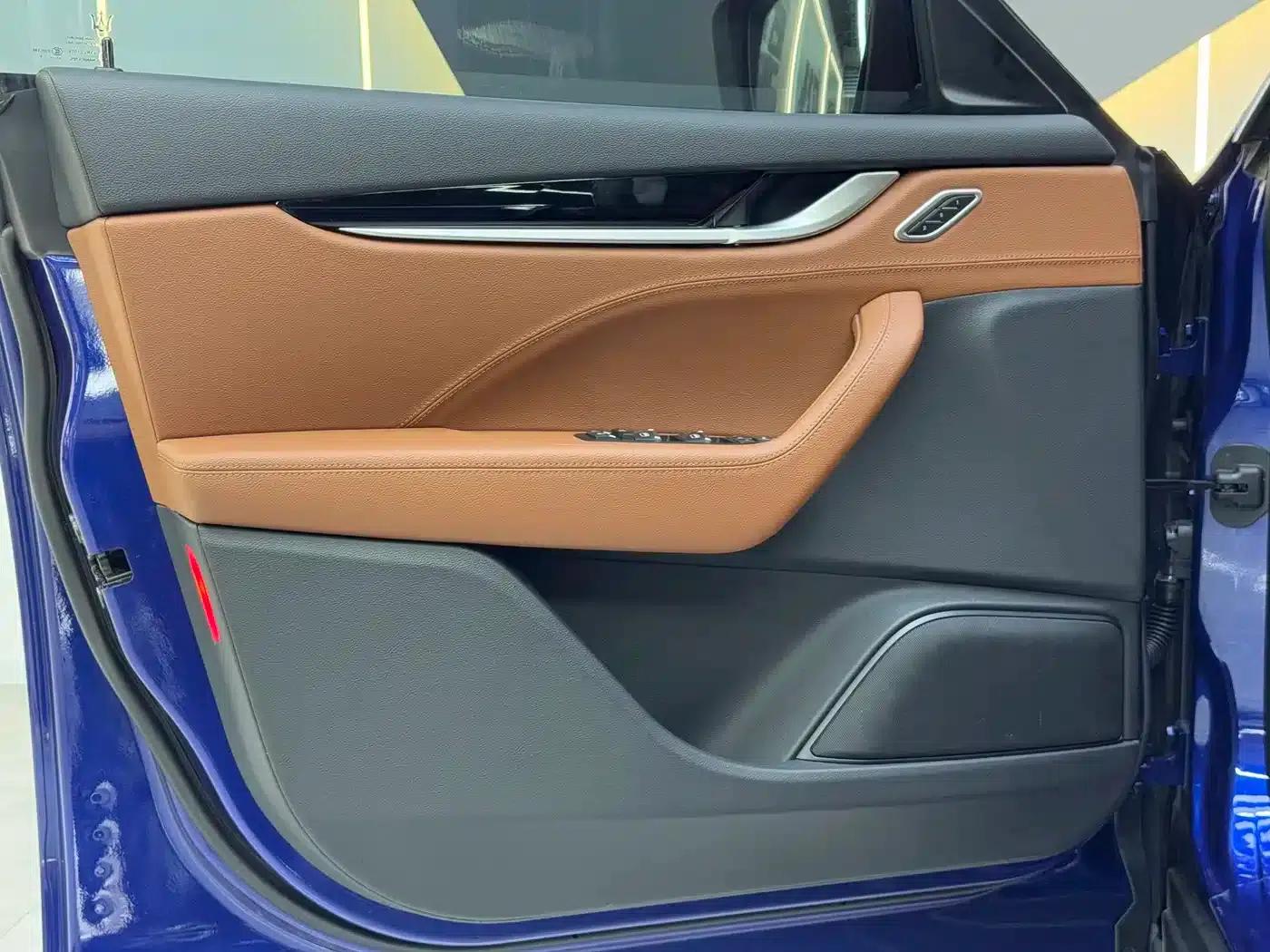 2016 Levante 3.0T Standard Edition — миниатюра 9