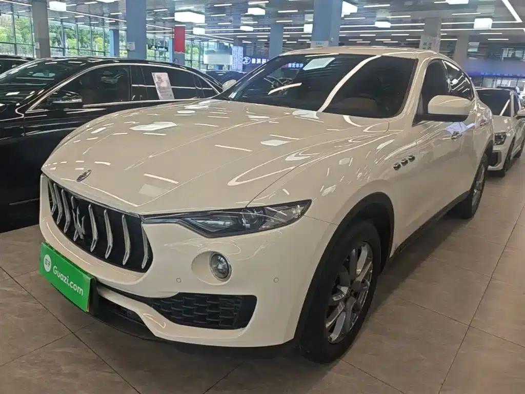 2019 Levante 3.0T Standard Edition (China VI Emission Standard) — миниатюра 2