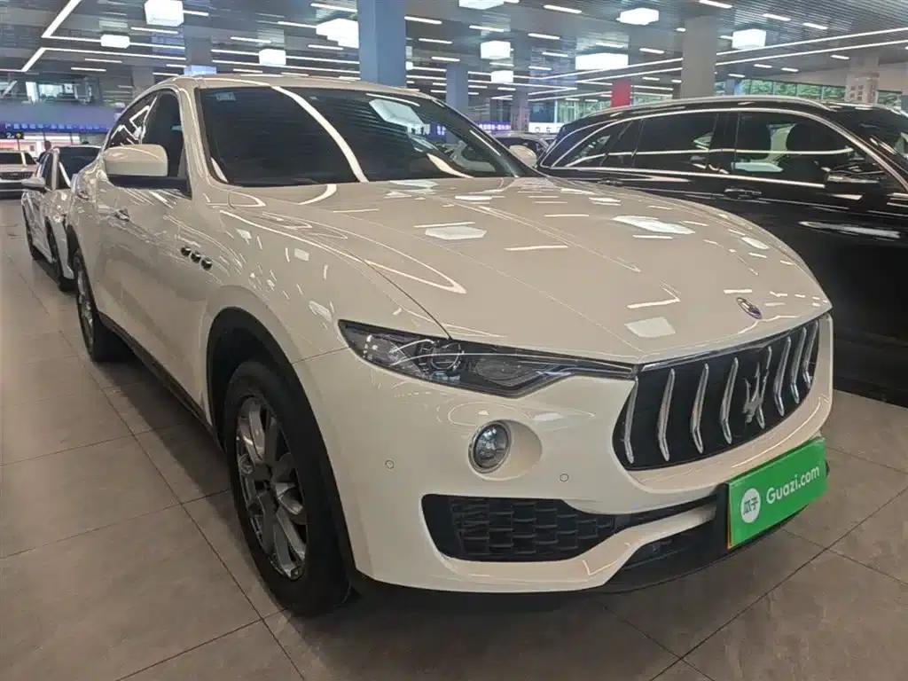 2019 Levante 3.0T Standard Edition (China VI Emission Standard) — миниатюра 4