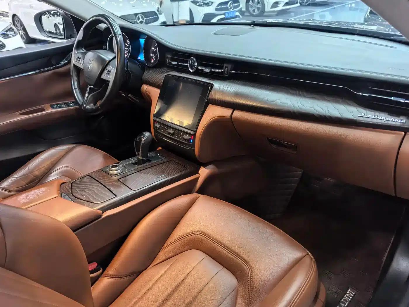 2018 Quattroporte 3.0T Standard Edition — миниатюра 16