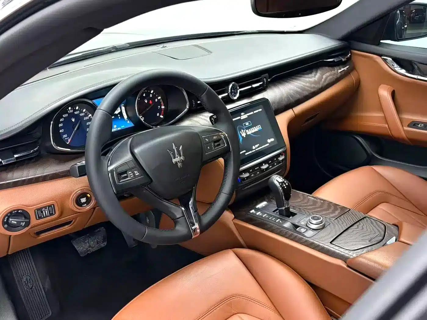 2018 Quattroporte 3.0T Standard Edition — миниатюра 6
