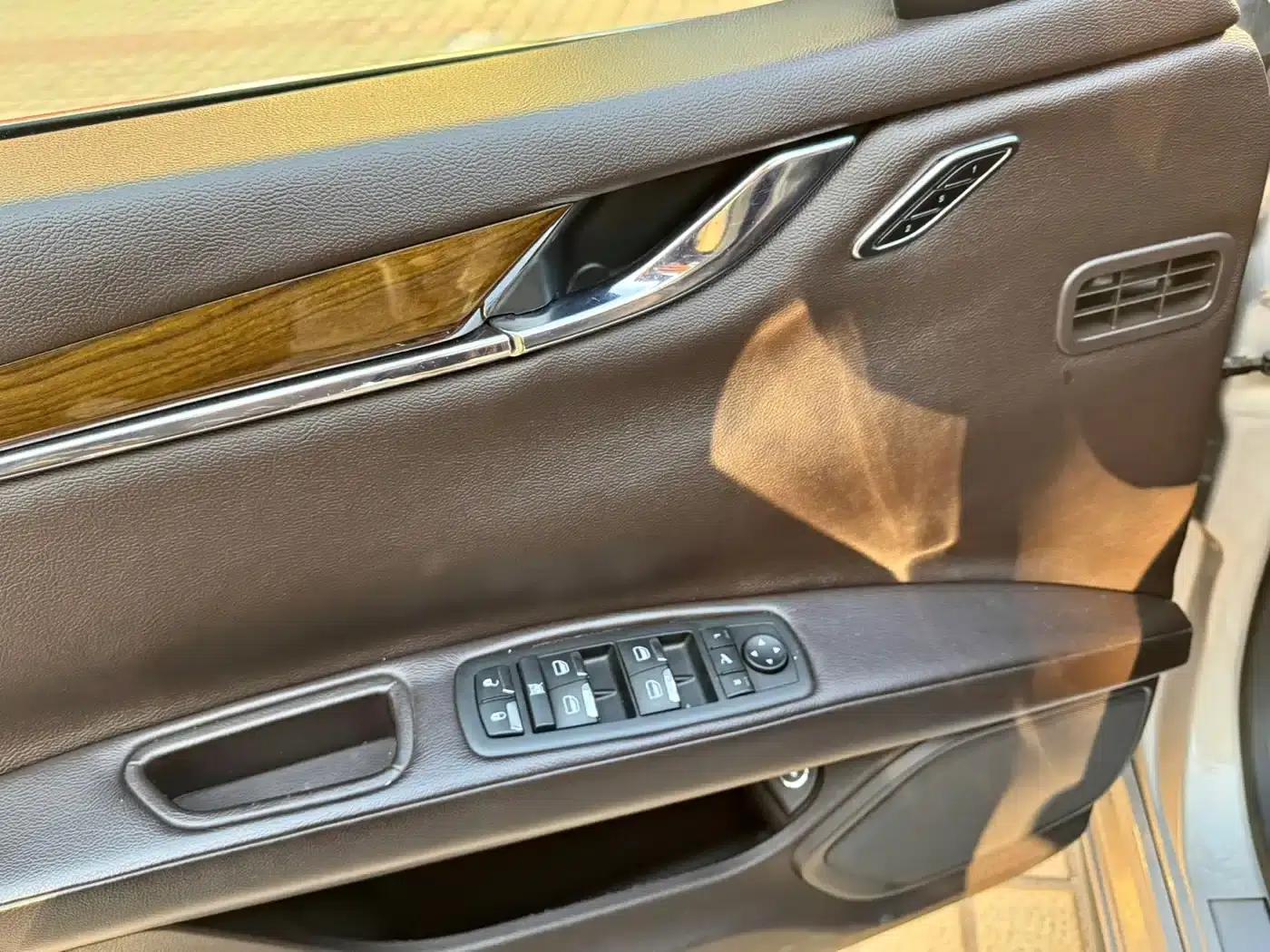 Presidential Edition 2013 3.0T Standard Edition — миниатюра 18