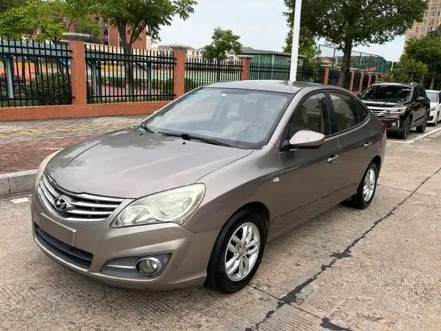 Hyundai Celesta 2015 1.6L Automatic Comfort Model