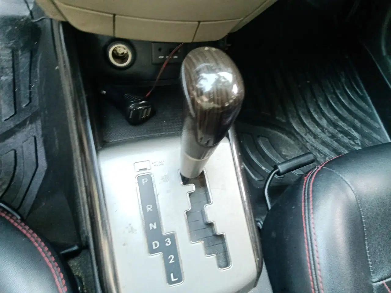 Hyundai Celesta 2011 1.6L Automatic Luxury Version — миниатюра 15