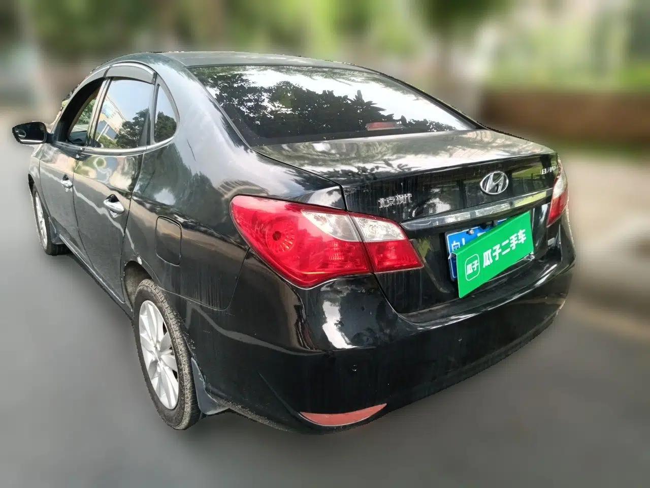 Hyundai Celesta 2011 1.6L Automatic Luxury Version — миниатюра 4