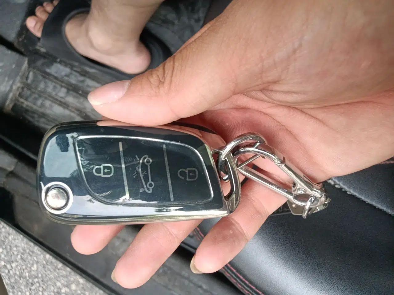 Hyundai Celesta 2011 1.6L Automatic Luxury Version — миниатюра 9