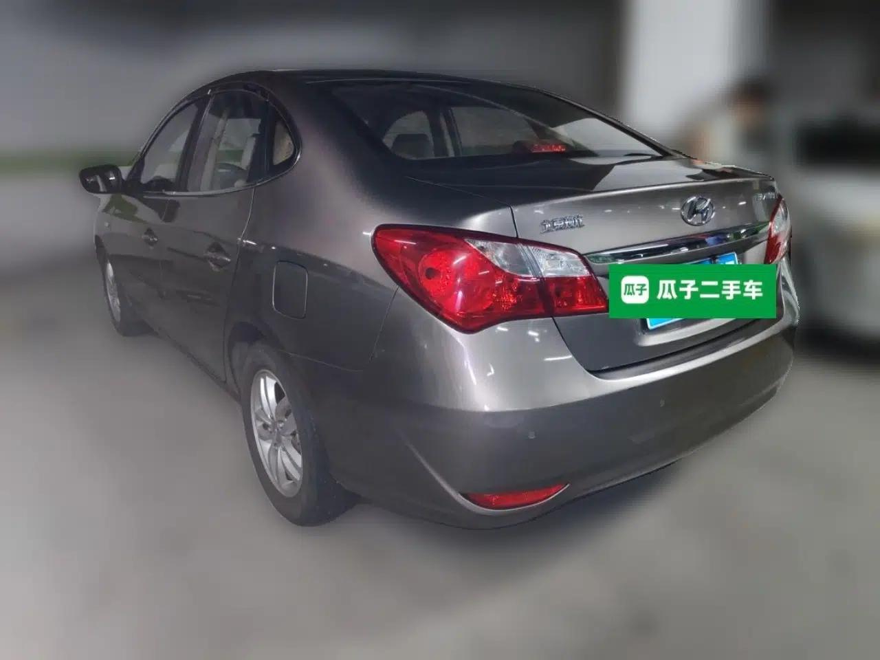 Hyundai Celesta 2011 1.6L Automatic Comfort Edition — миниатюра 4