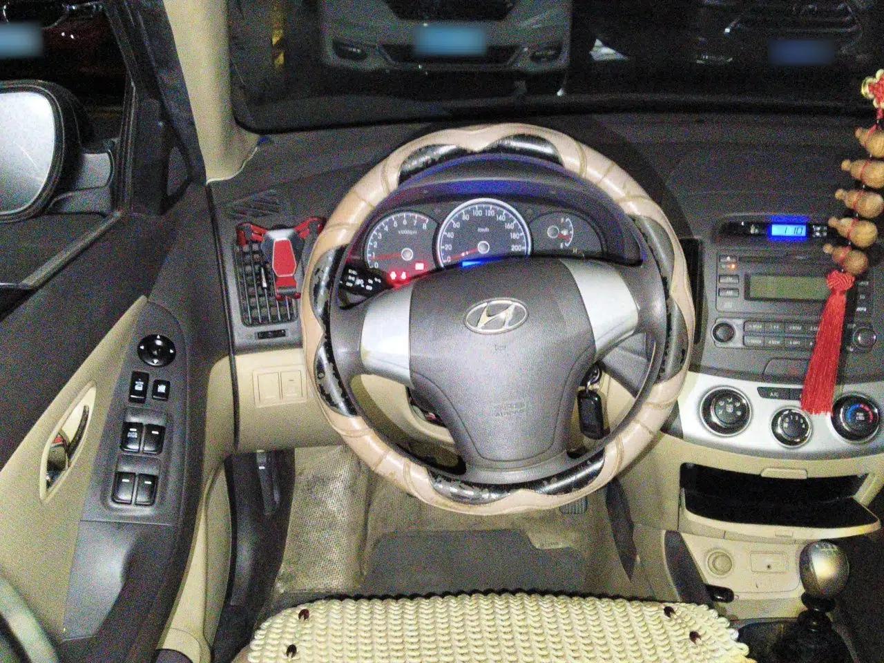 Hyundai Celesta 2010 1.6L MT GLS — миниатюра 11
