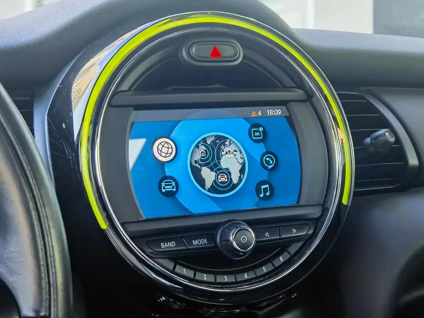 MINI 2020 1.5T ONE — миниатюра 15