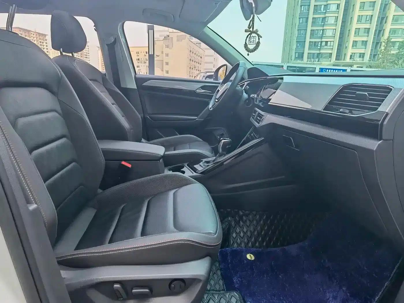 MINI 2020 1.5T ONE — миниатюра 26