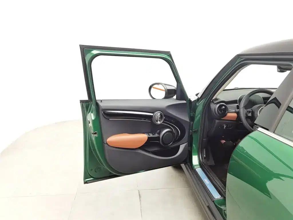 MINI 2022 1.5T COOPER Artist 5-Door Edition — миниатюра 8