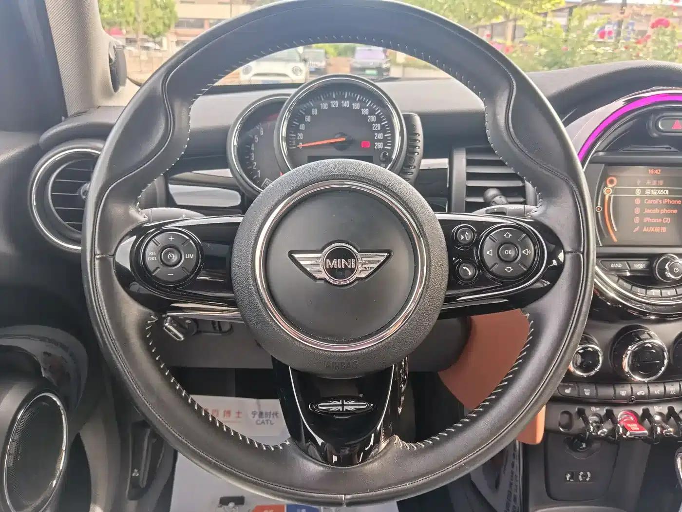 2016 MINI 1.5T COOPER SEVEN 5-Door — миниатюра 21