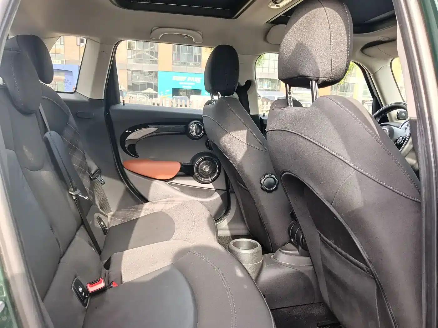 2016 MINI 1.5T COOPER SEVEN 5-Door — миниатюра 27