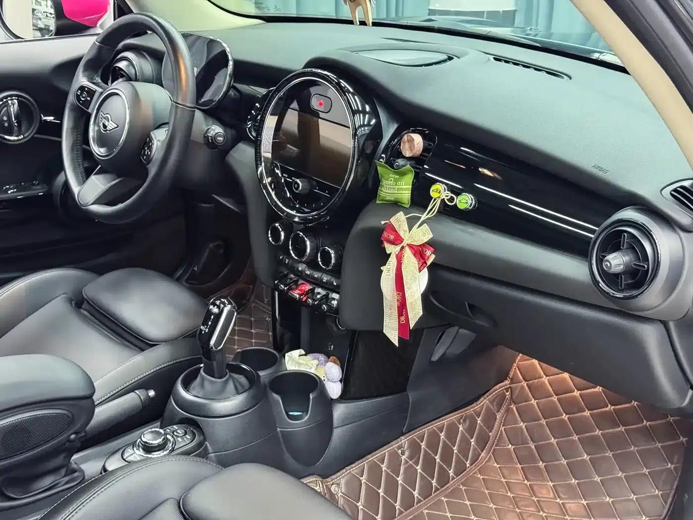 MINI 2022 1.5T COOPER Artist — миниатюра 5