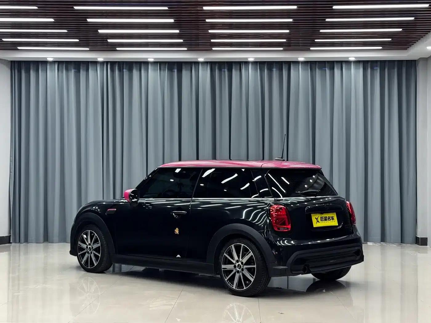 MINI 2022 1.5T COOPER Artist — миниатюра 10