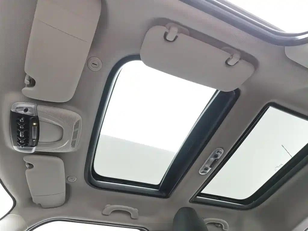 2016 MINI 1.5T COOPER Avant-garde 5-Door Edition — миниатюра 14