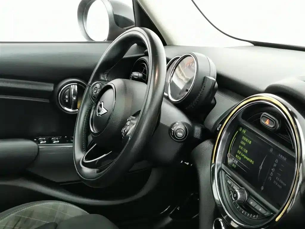2016 MINI 1.5T COOPER Avant-garde 5-Door Edition — миниатюра 22