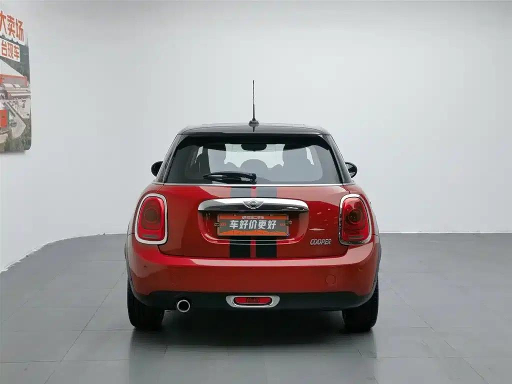2016 MINI 1.5T COOPER Avant-garde 5-Door Edition — миниатюра 4